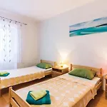 Daire 3 Bedroom Stunning In Pula
