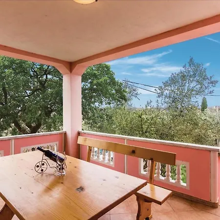 דירה Stunning Apartment In Pula With Wifi